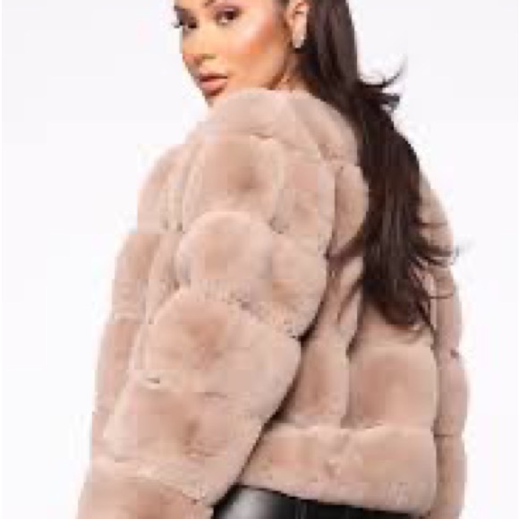 Mocha Faux Fur Coat - Picture 9 of 10